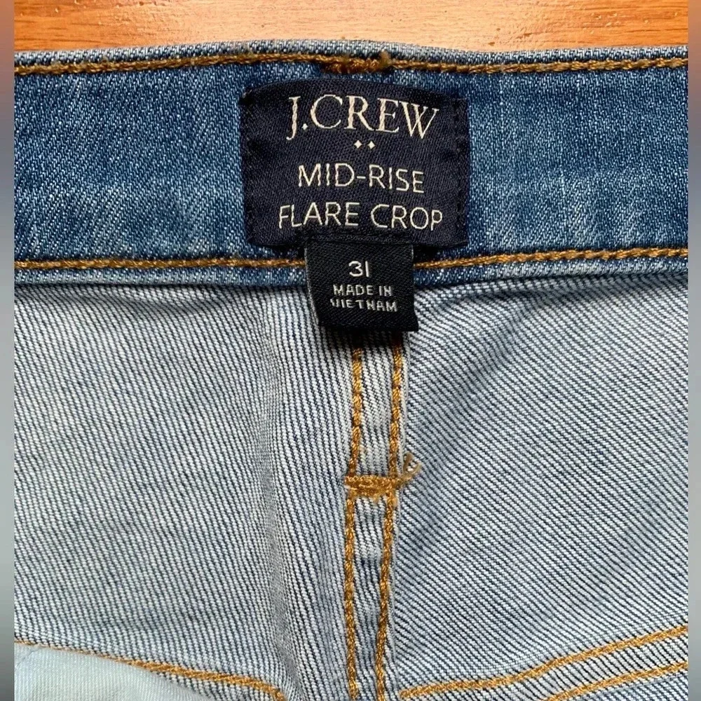 J. Crew Women Mid-Rise Flare Crop Jeans size 31 Raw Hem Medium Blue Wash Classic - Picture 3 of 7
